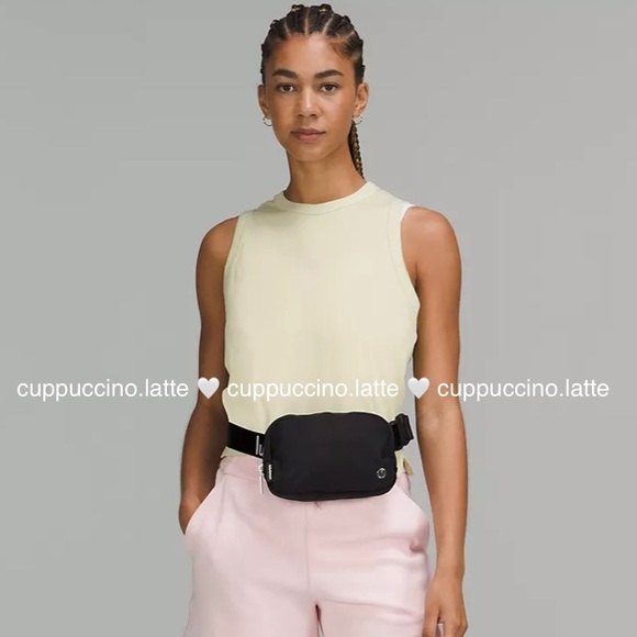 🖤NWT🤍Lululemon Athletica Everywhere Belt Bag in Black/White - Extended Strap - Picture 15 of 15